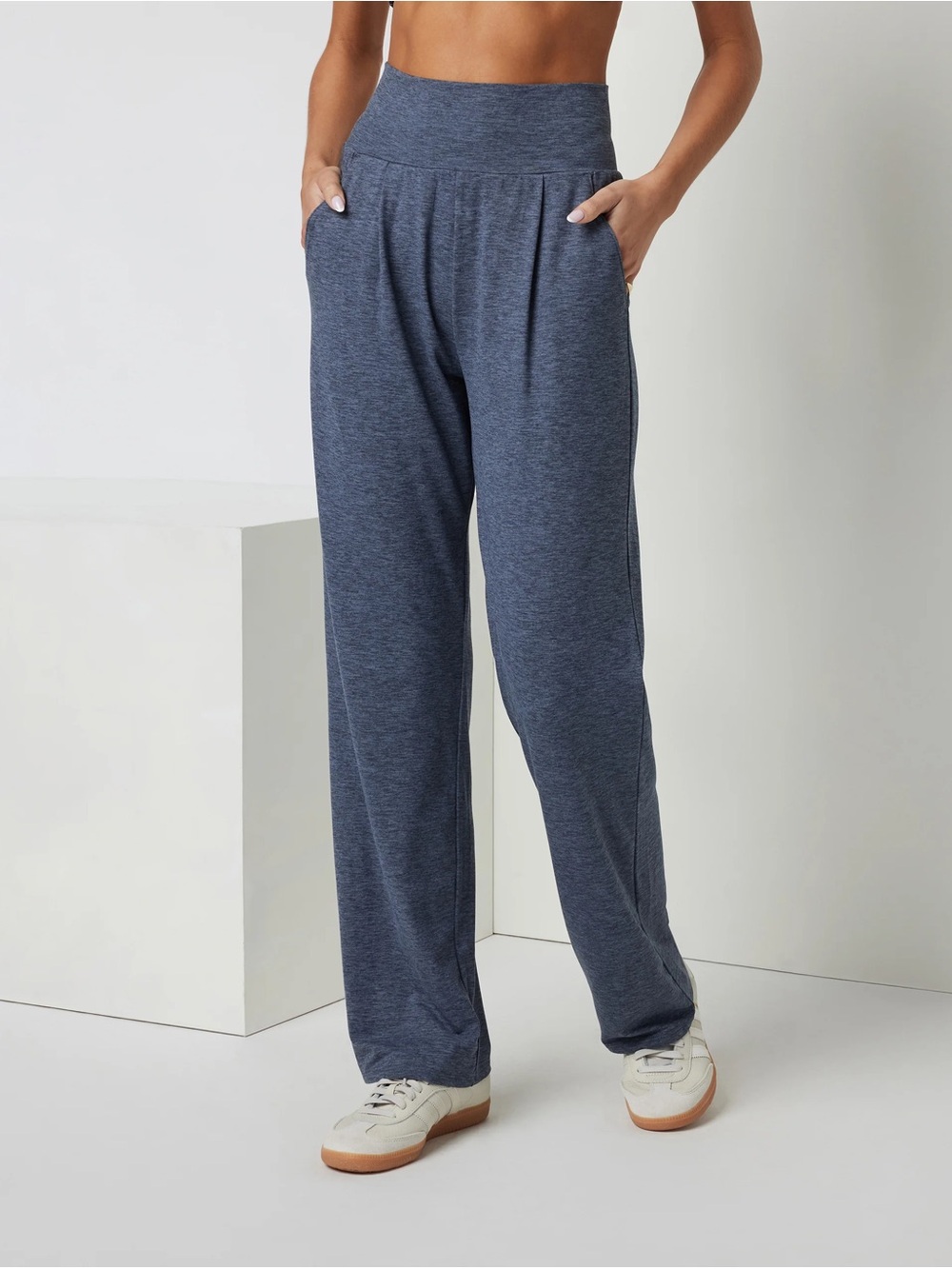 Vuori Lux At Ease Straight Leg High Waisted Athletic Pants Heathered Blue Small
